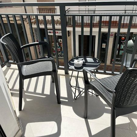 Apartamentos Mombasa 2 Planta ネルハ エクステリア 写真