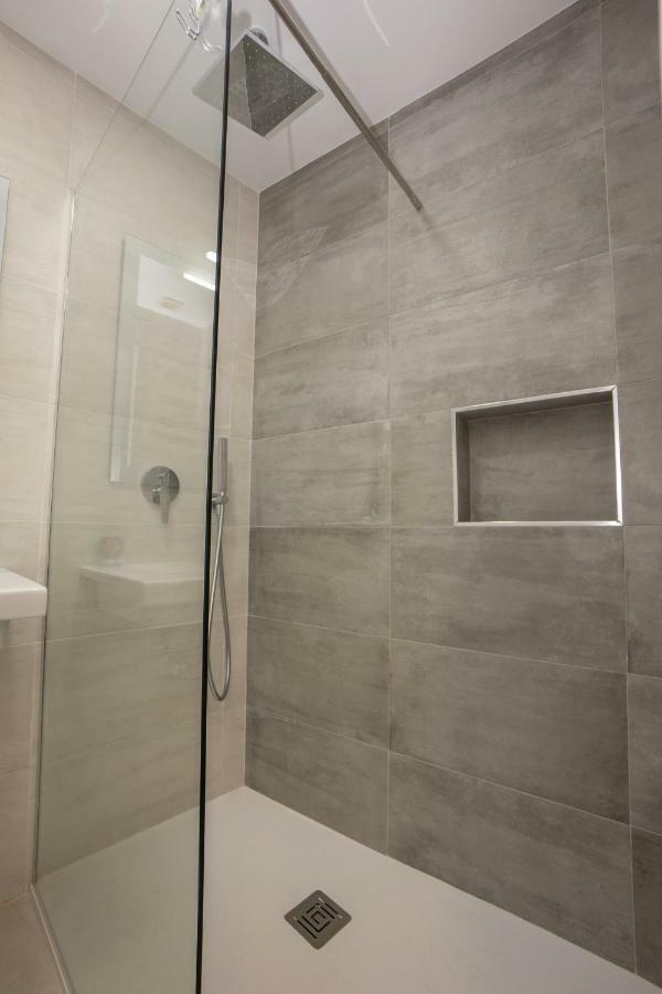 Apartamentos Mombasa 2 Planta ネルハ エクステリア 写真