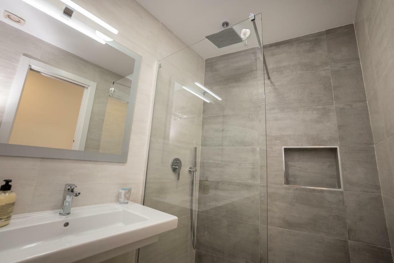 Apartamentos Mombasa 2 Planta ネルハ エクステリア 写真