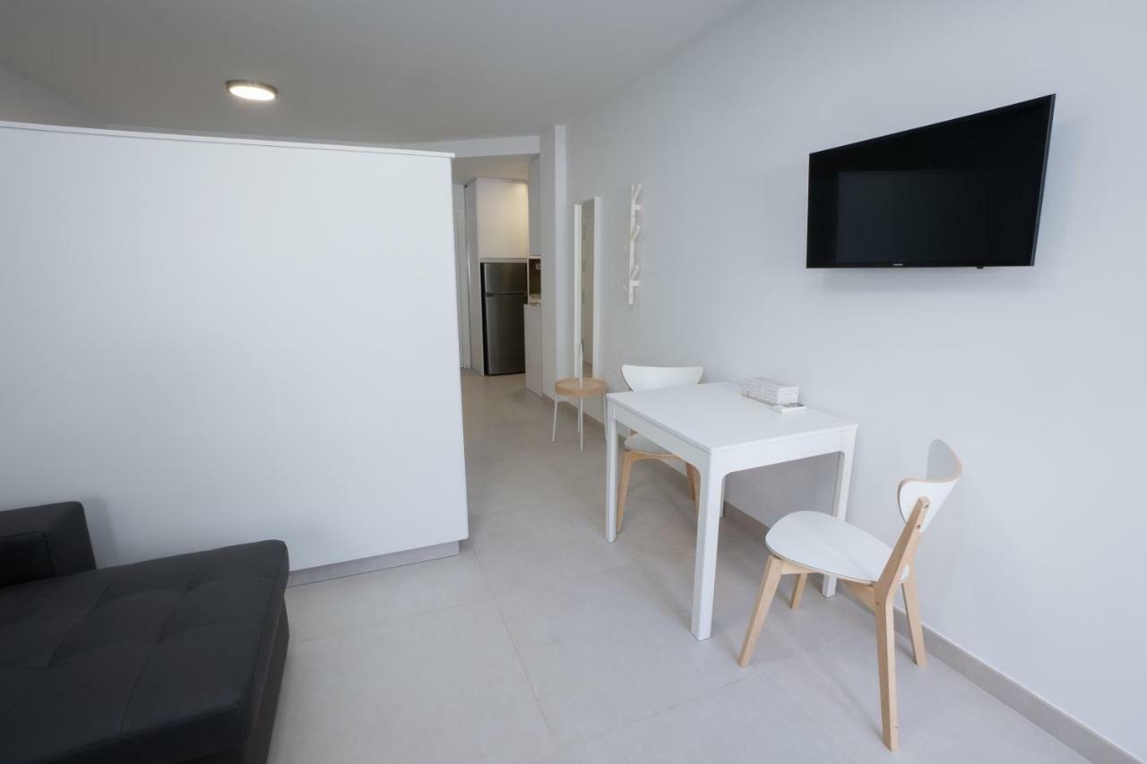 Apartamentos Mombasa 2 Planta ネルハ エクステリア 写真