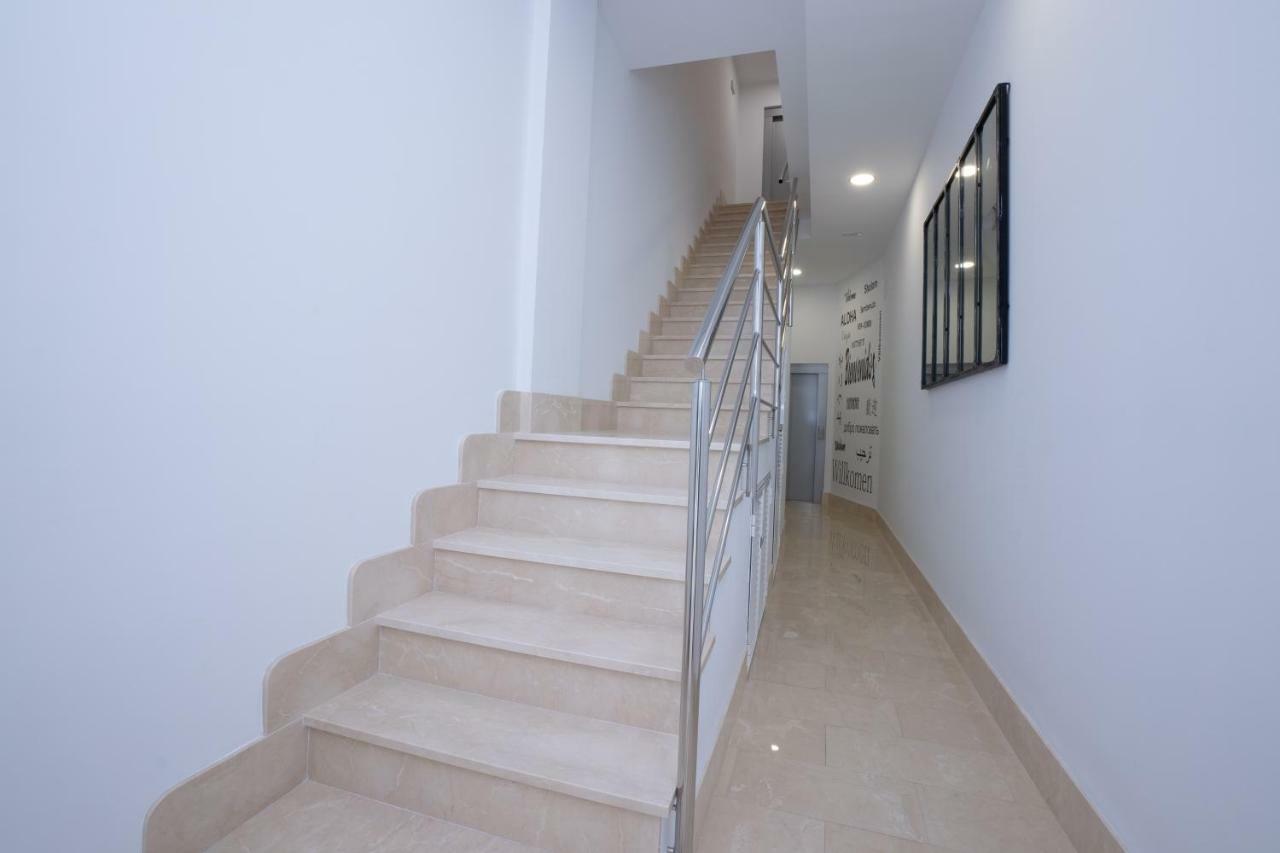 Apartamentos Mombasa 2 Planta ネルハ エクステリア 写真